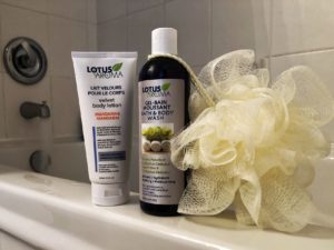 bath and shower wash with body cream